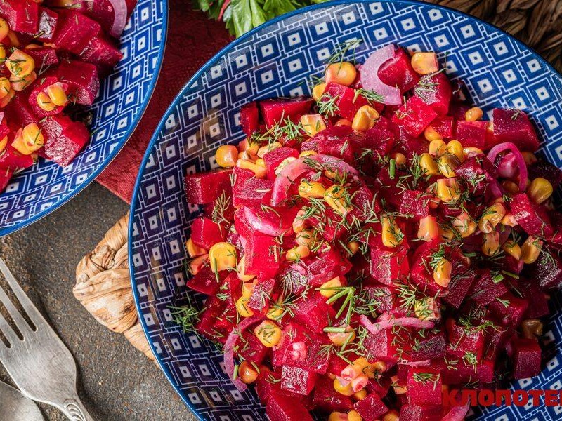 Додайте до буряка кукурудзу і ще ці інгредієнти. Вийде дуже смачний вітамінний салат