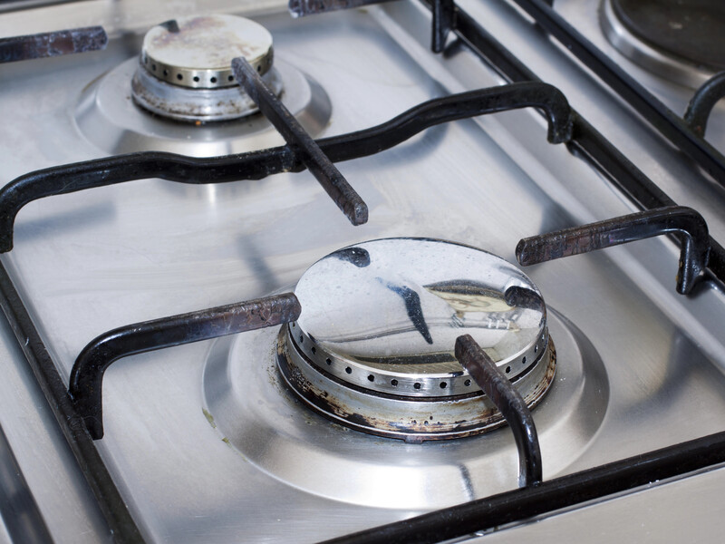 Як без світла й газу підігріти на звичайній плиті їжу або закип'ятити воду. Лайфхак від жительки Шостки Як без світла й газу підігріти на звичайній плиті їжу або закип'ятити воду. Лайфхак від жительки Шостки