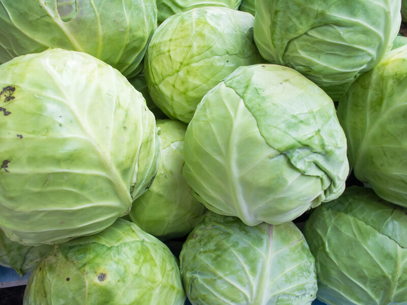 Просто обгорніть капусту цим – і вона зберігатиметься дуже довго. Спосіб досвідченої господині