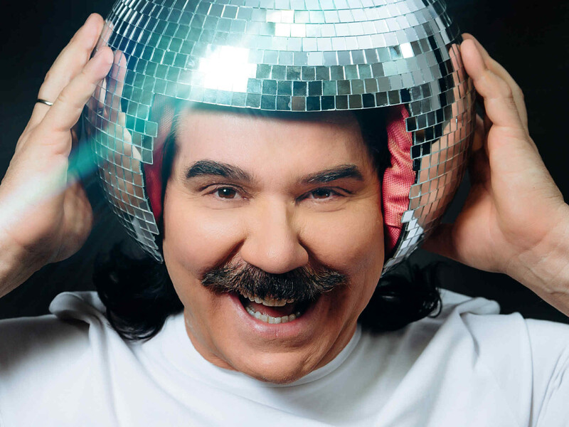 "Оце ви даєте", "Пожежа". Зібров став Зібрембо і вразив стильним молодіжним хітом. Відео