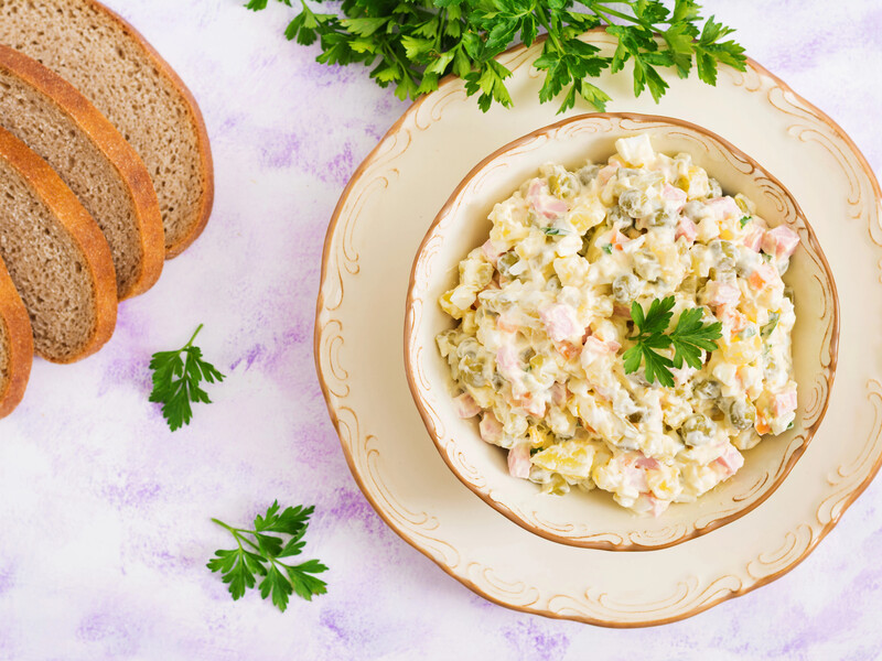 Ідеальний рибний салат, смачніший за "Мімозу". Рецепт "Золотої рибки"