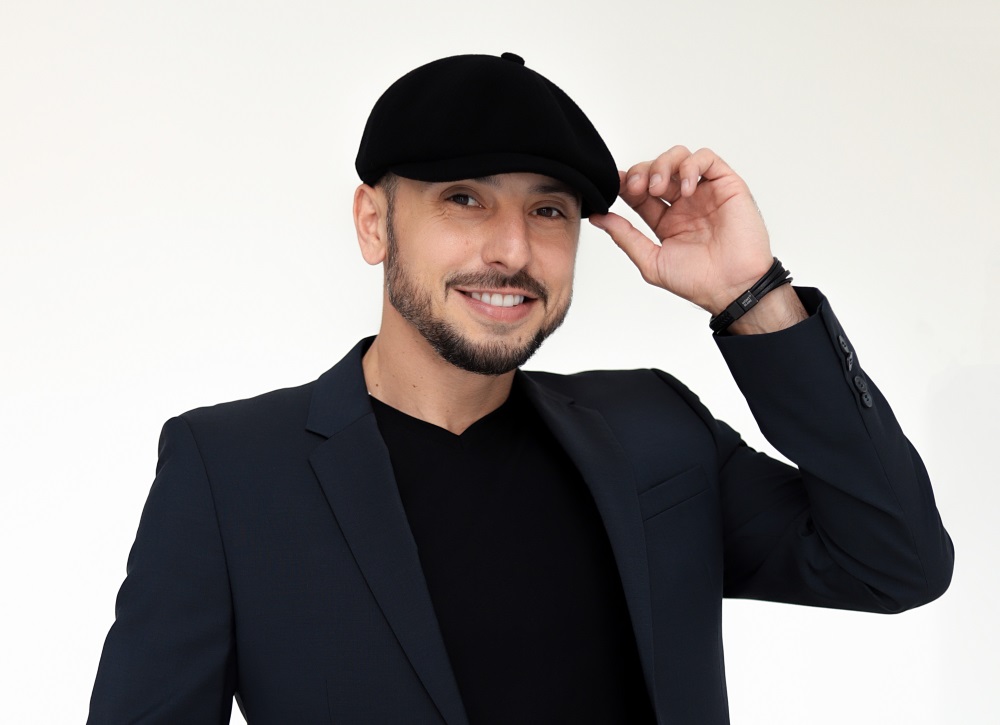 Нова пісня Сергія Мироненка “Дай мені знак” - історія про красу, кохання і натхнення