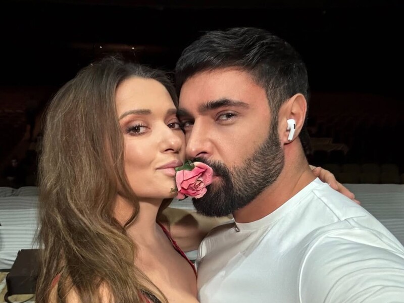 Дружина Козловського прокоментувала його пристрасний поцілунок із Могилевською в губи. Відео Дружина Козловського прокоментувала його пристрасний поцілунок із Могилевською в губи. Відео