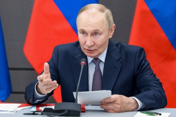 Скільки готова воювати РФ і що думає Путін про мирний план: головні заяви диктатора