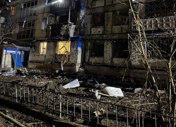 РФ вдарила дронами по Дніпру: є постраждалі
