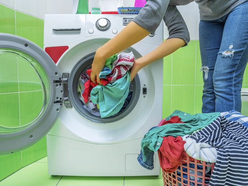 Ніколи не періть це в холодній воді. Поради, які стануть у пригоді в побуті