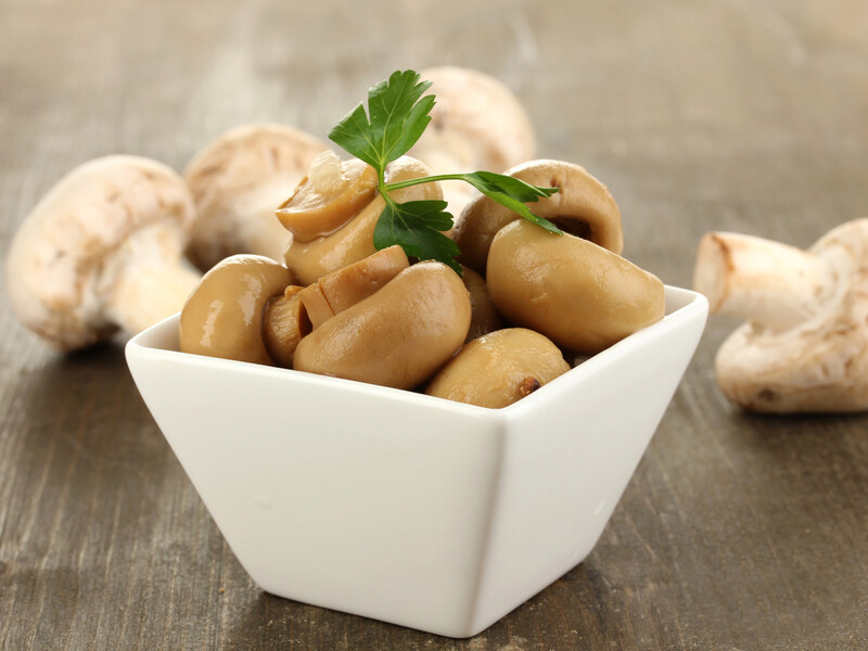 "Сьогодні зробили – сьогодні вже можна їсти". Мариновані шампіньйони. Покроковий рецепт