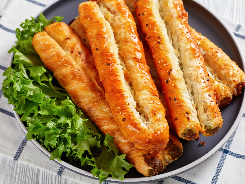 Теплі хрусткі роліні. Рецепт смачної випічки з начинкою Теплі хрусткі роліні. Рецепт смачної випічки з начинкою