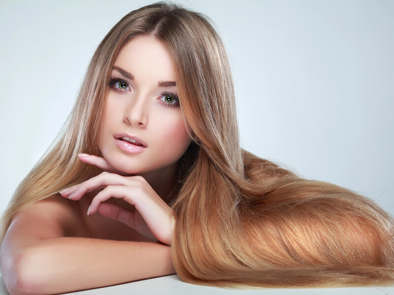 Чому деякі жінки мають "свіжіший" вигляд: ці колір і тип волосся візуально омолоджують Чому деякі жінки мають "свіжіший" вигляд: ці колір і тип волосся візуально омолоджують