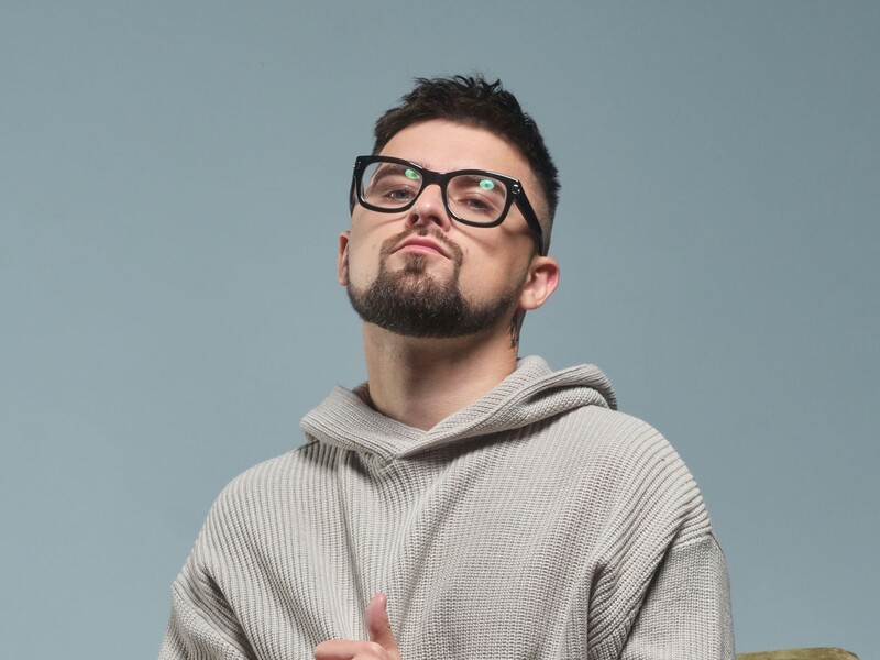 "Не пісня, а крик душі". Julik вразив відвертою сповіддю про своє кохання. Відео