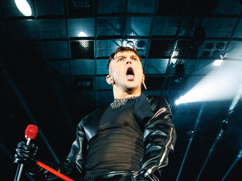 Пивоваров після гучних концертів вирішив розпочати нову сторінку і здивував шанувальників піснею. Відео Пивоваров після гучних концертів вирішив розпочати нову сторінку і здивував шанувальників піснею. Відео