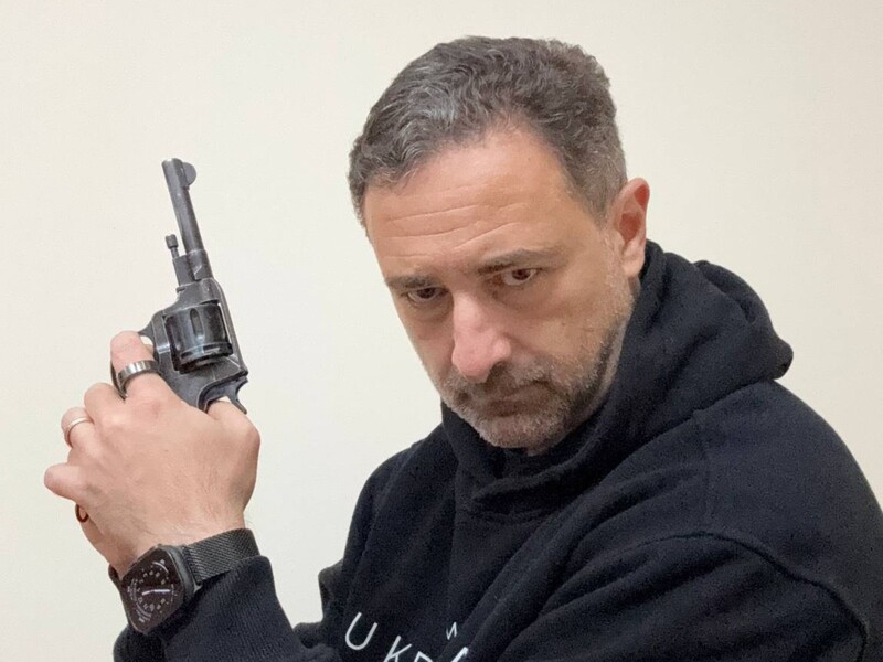 "Красти – негарна справа". Глава "Укрпошти" із зарплатою майже 600 тис. грн розповів, куди витрачає гроші