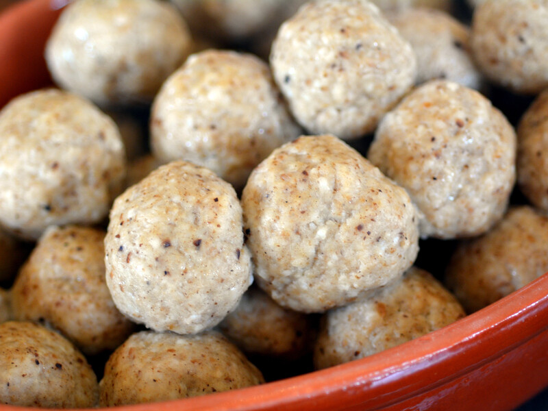 Замісіть це – і дуже швидко матимете смачні рибні кульки. Зберігати їх можна три тижні