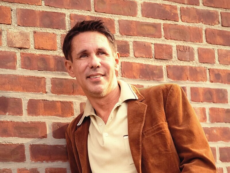 "Прив'яжіть до попи віник". Панін показав свою доньку, яку відсудив у "неадекватної" дружини