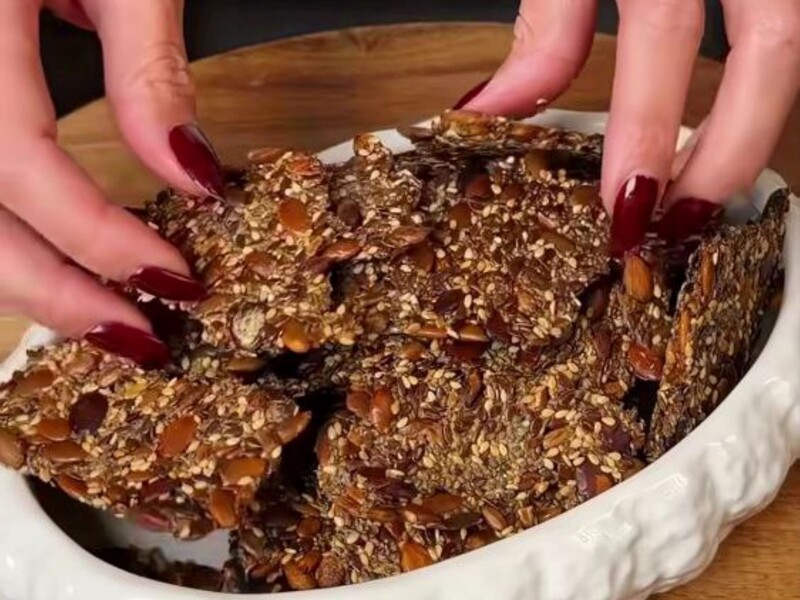 Змішайте це насіння – і отримаєте дуже смачне і поживне печиво. Рецепт страви за кілька хвилин