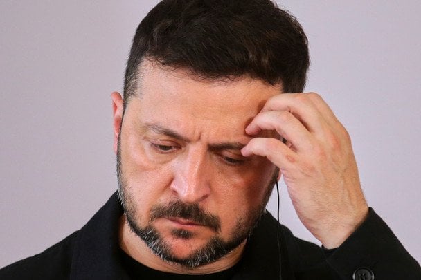 Зеленському висунули ультиматум щодо підписання “мирної угоди”: шокувальні деталі від The Guardian