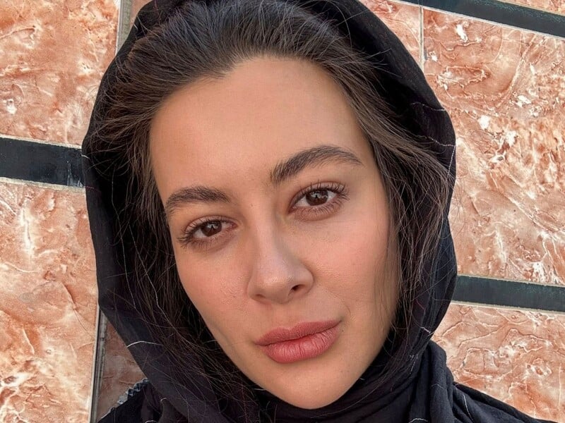 Хаос на дорогах, відсутність жінок і прапори "Талібану". Есхакзай показала, що зараз відбувається в Кабулі