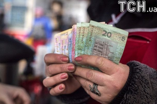 Середня зарплата для розрахунку пенсій зросла: як це вплине на гаманці українців