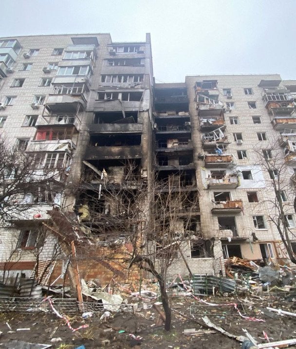 Вишгород атакували "Шахеди", начинені касетними боєприпасами: військовий назвав мету удару