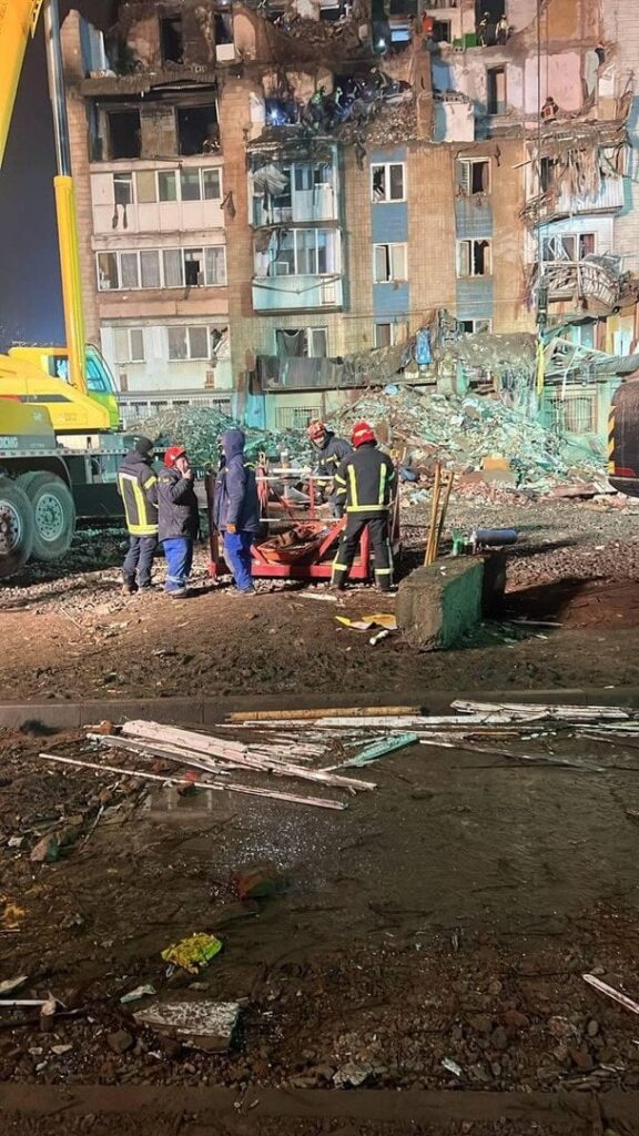 Заяви Трампа, вибухи у Росії та збільшення жертв російської атаки у Тернополі: головні новини ночі 22 листопада 2025 року