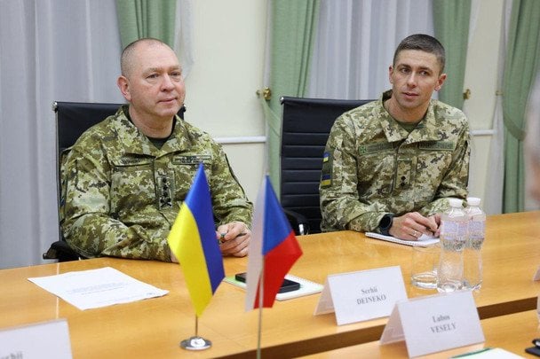 Дейнеко подякував Чехії за нову САУ DITA та партію боєприпасів для прикордонників