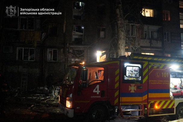 Росіяни атакували центр Запоріжжя: у місті багато потерпілих — що відомо