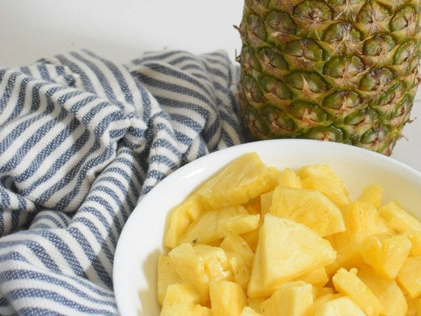 Чому ананас пече язик: розкриваємо секрет фруктового пощипування Чому ананас пече язик: розкриваємо секрет фруктового пощипування