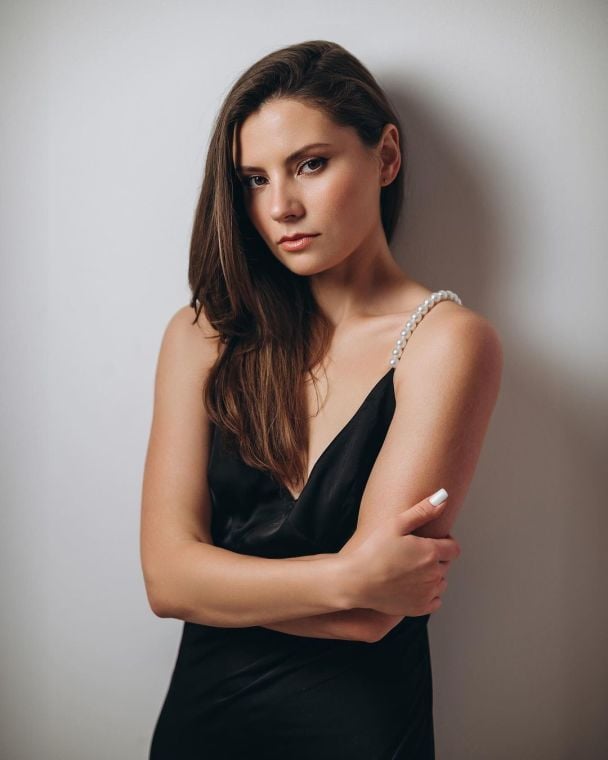 У будинку Антоніни Хижняк під час жахливого обстрілу Києва повибивало вікна: "Страшна ніч"