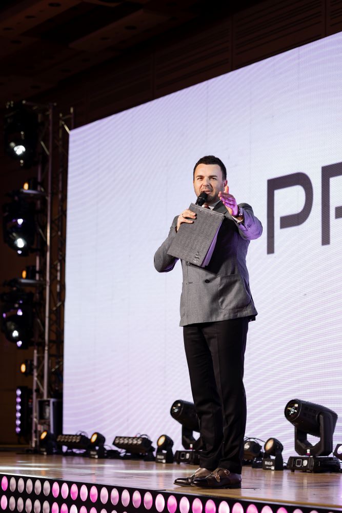 Найбільша жіноча конференція осені - простір для справжніх себе