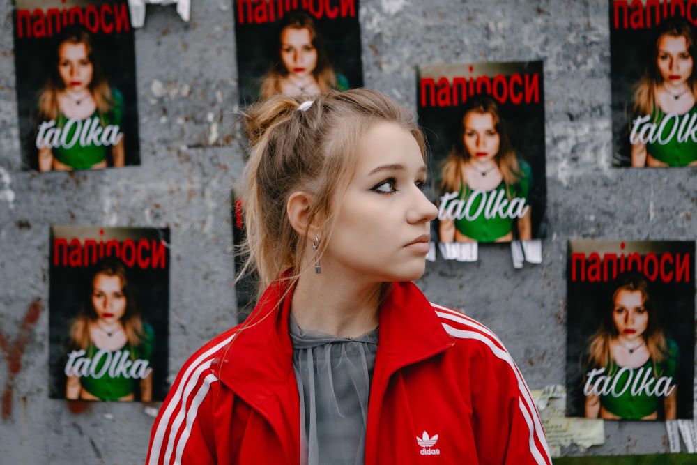 taOlka представила пісню «папіроси» — історію про почуття, що залишають після себе попіл taOlka представила пісню «папіроси» — історію про почуття, що залишають після себе попіл
