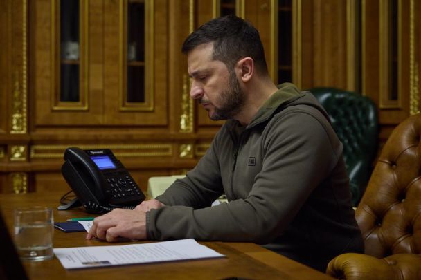 “Важка дискусія”: Axios повідомило деталі розмови Зеленського із Віткоффом та Кушнером “Важка дискусія”: Axios повідомило деталі розмови Зеленського із Віткоффом та Кушнером