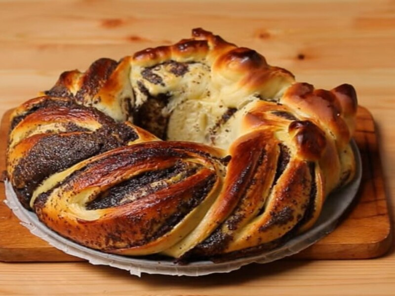 Приготуйте на Різдво цей український символ добробуту й нового життя. Рецепт ритуального калача