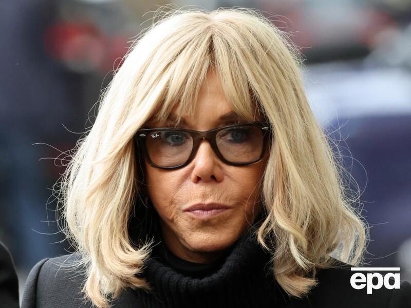 На дружину Макрона подали 343 судових позовів за "дволикість"