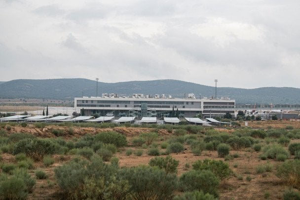 Дорогий аеропорт став "привидом" без жодного пасажира: що трапилось