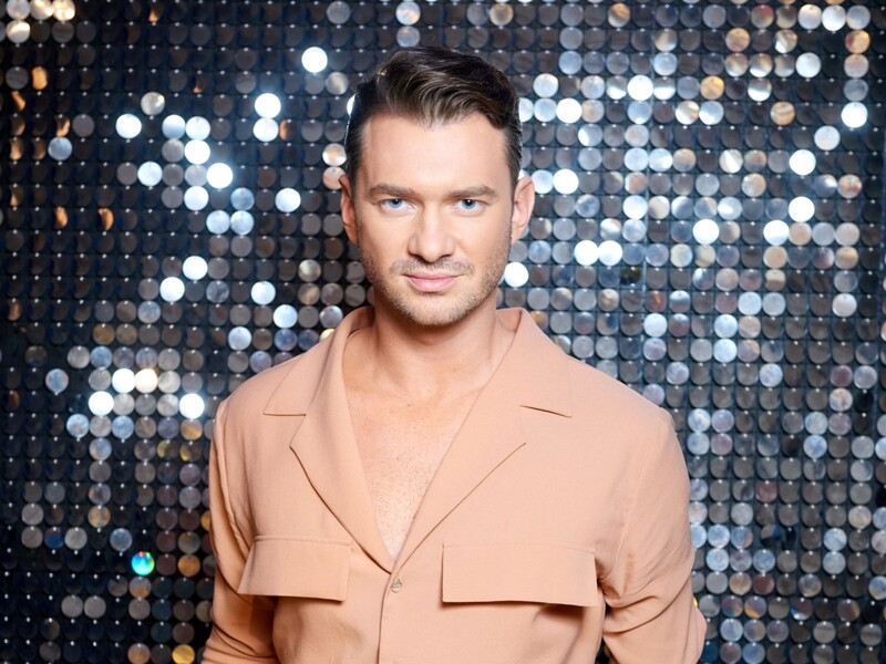 "Гарний, але погляд сумний". Могилевська показала Дікусара в суддівському кріслі шоу "Танці з зірками" "Гарний, але погляд сумний". Могилевська показала Дікусара в суддівському кріслі шоу "Танці з зірками"