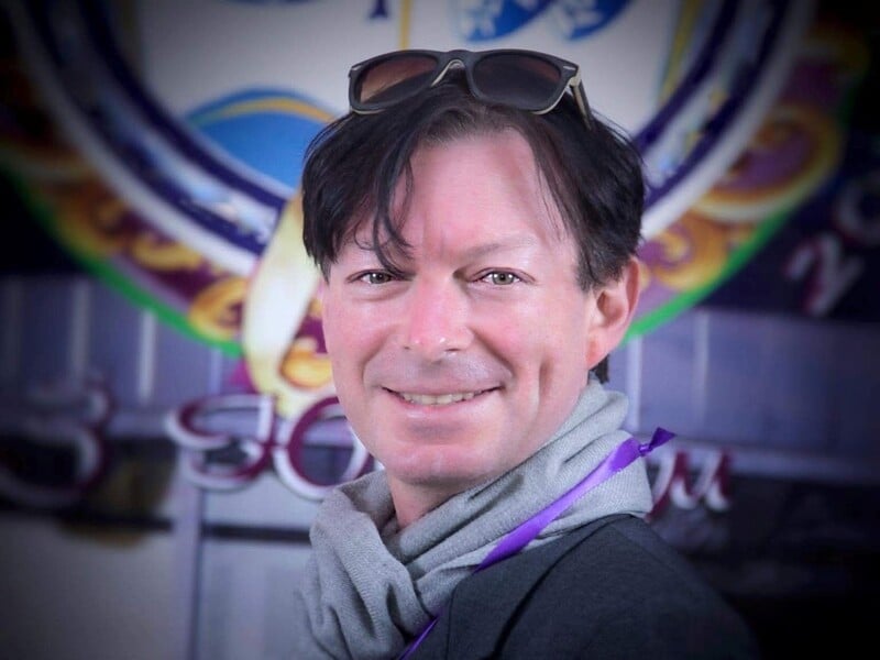 "Не вкладається в голові". У лікарні після госпіталізації помер актор і ведучий Анатолій Суханов