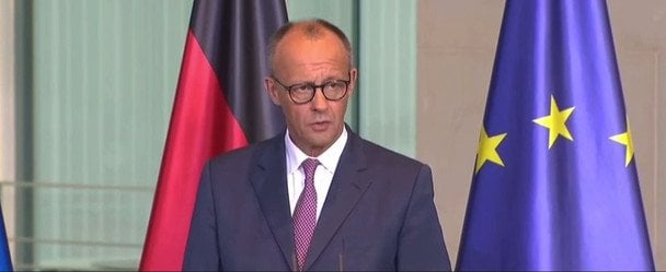 "Він не зупиниться": Мерц порівняв Путіна з Гітлером