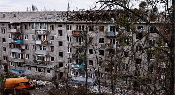 Атака на Київ: пошкоджено майже десяток будинків у Святошинському районі