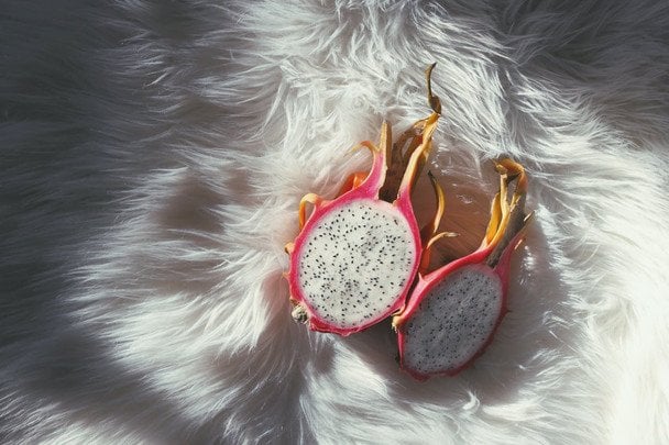 Тайський секрет: як очистити пітахайю за 3 секунди без жодного ножа — і миттєво отримати соковиту м’якоть