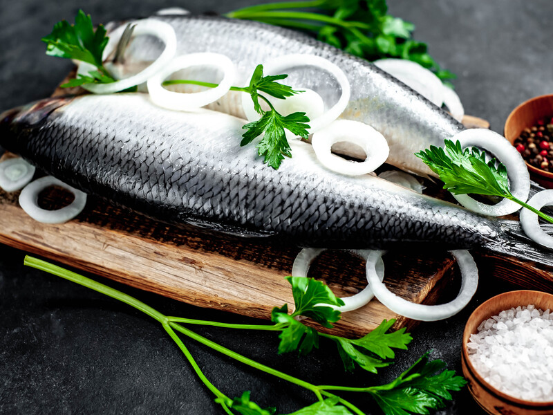 Як з першого разу вибрати оселедець з ікрою й не помилитися. Поради й секрети