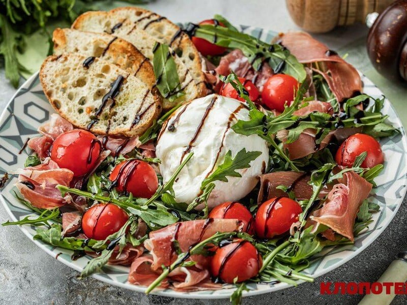 Ідеальний салат після важких майонезних страв – приготуйте його за кілька хвилин. Рецепт Клопотенка