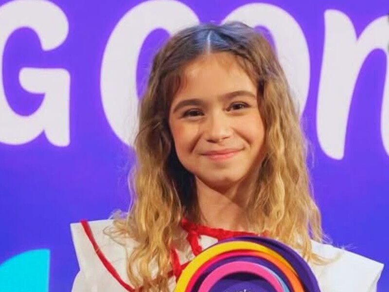 Родичка Ніни Матвієнко і 7 млн грн на ЗСУ. Історія українки, яка посіла друге місце "Дитячому Євробаченні" Родичка Ніни Матвієнко і 7 млн грн на ЗСУ. Історія українки, яка посіла друге місце "Дитячому Євробаченні"