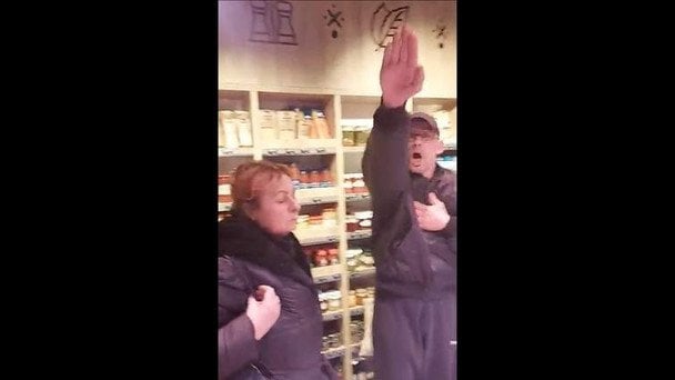 У Польщі поляк погрожував продавчині-українці і зігував: як його покарають (відео)