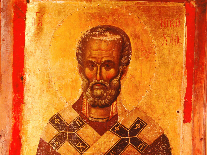 Святий Миколай. Чиїм покровителем його вважають і хто отримує подарунки на свято?