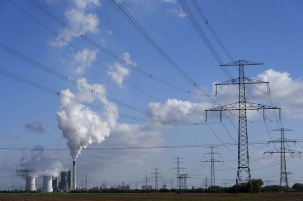 У Павлограді люди сиділи без світла понад 34 години: що стало причиною