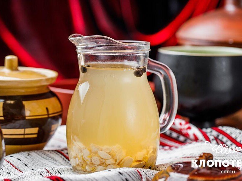 "Автентичний український напій". Приготуйте власноруч козацький напій хріновуху