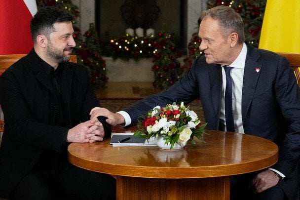 Туск назвав Зеленського героєм та зробив низку заяв про стосунки двох країн: деталі