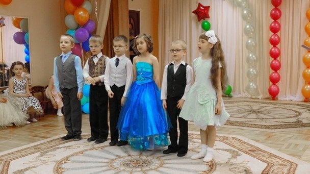 Як українською буде «утренник»: варіанти досить несподівані