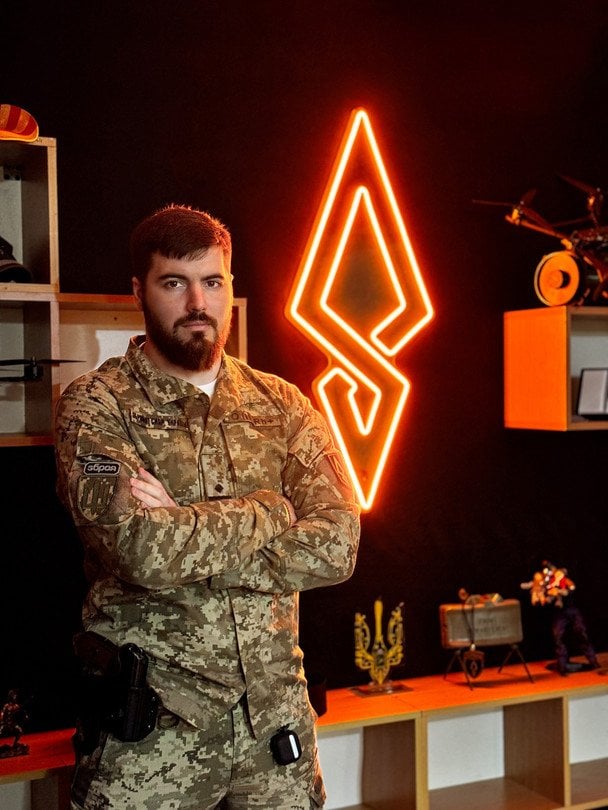 Мирних домовленостей поки що не буде: командир полку "Ахіллес" пояснив ситуацію