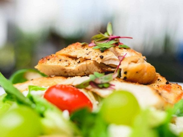 Як приготувати салат "Сицилія": смакота із трьох інгредієнтів для святкового меню